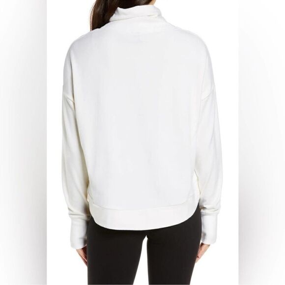 NWT Sweaty Betty Harmonise Luxe Fleece White Pullover Sweatshirt Size Large - Picture 2 of 5